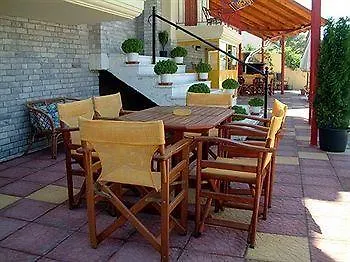 אמוליאני Gallery מלון דירות